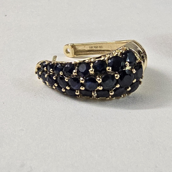 Watch Video / 14K Gold Sapphire Hoop Earrings - Picture 10 of 12